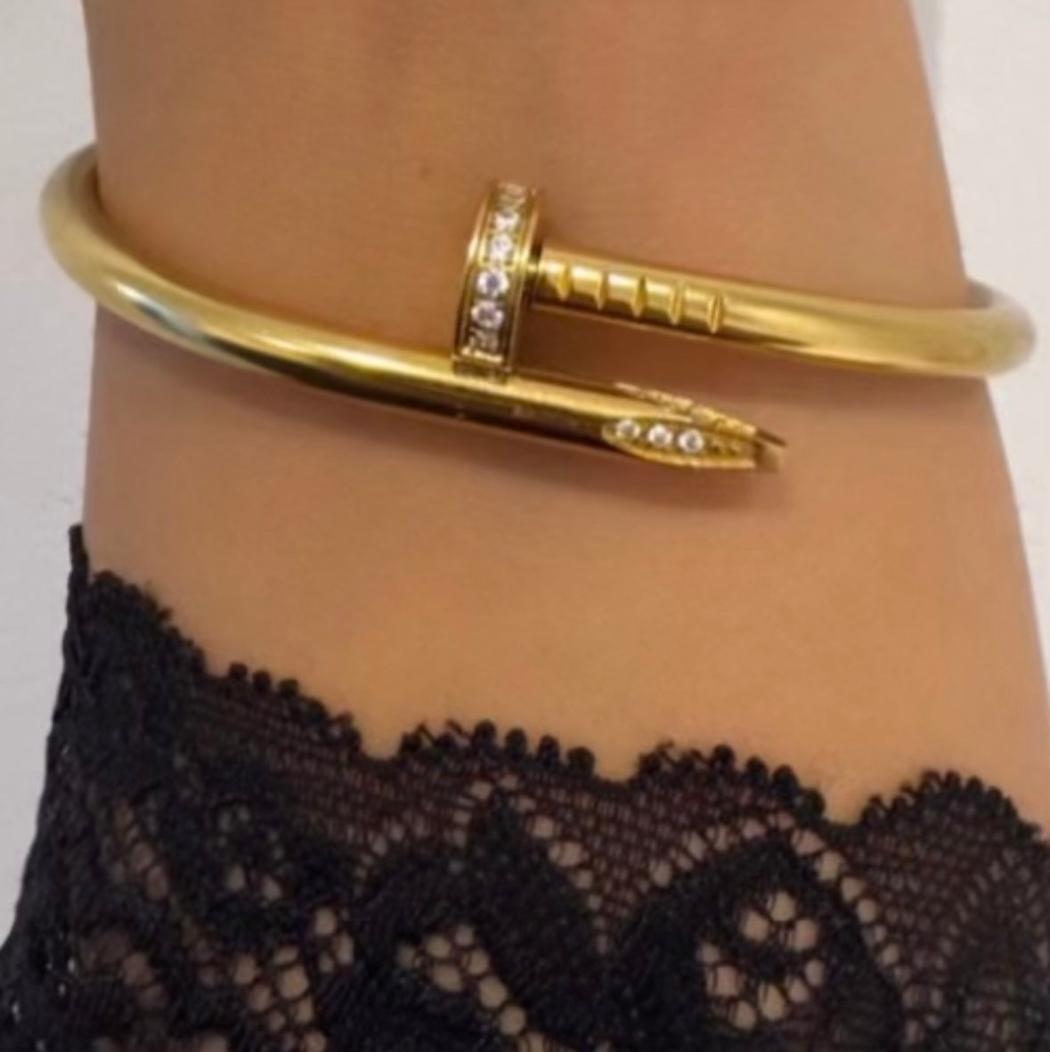 Nail Bangle